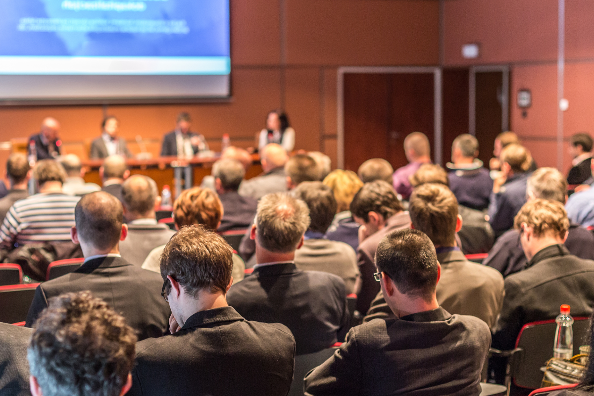 Mastering Corporate Conferences: Ultimate Planning Guide