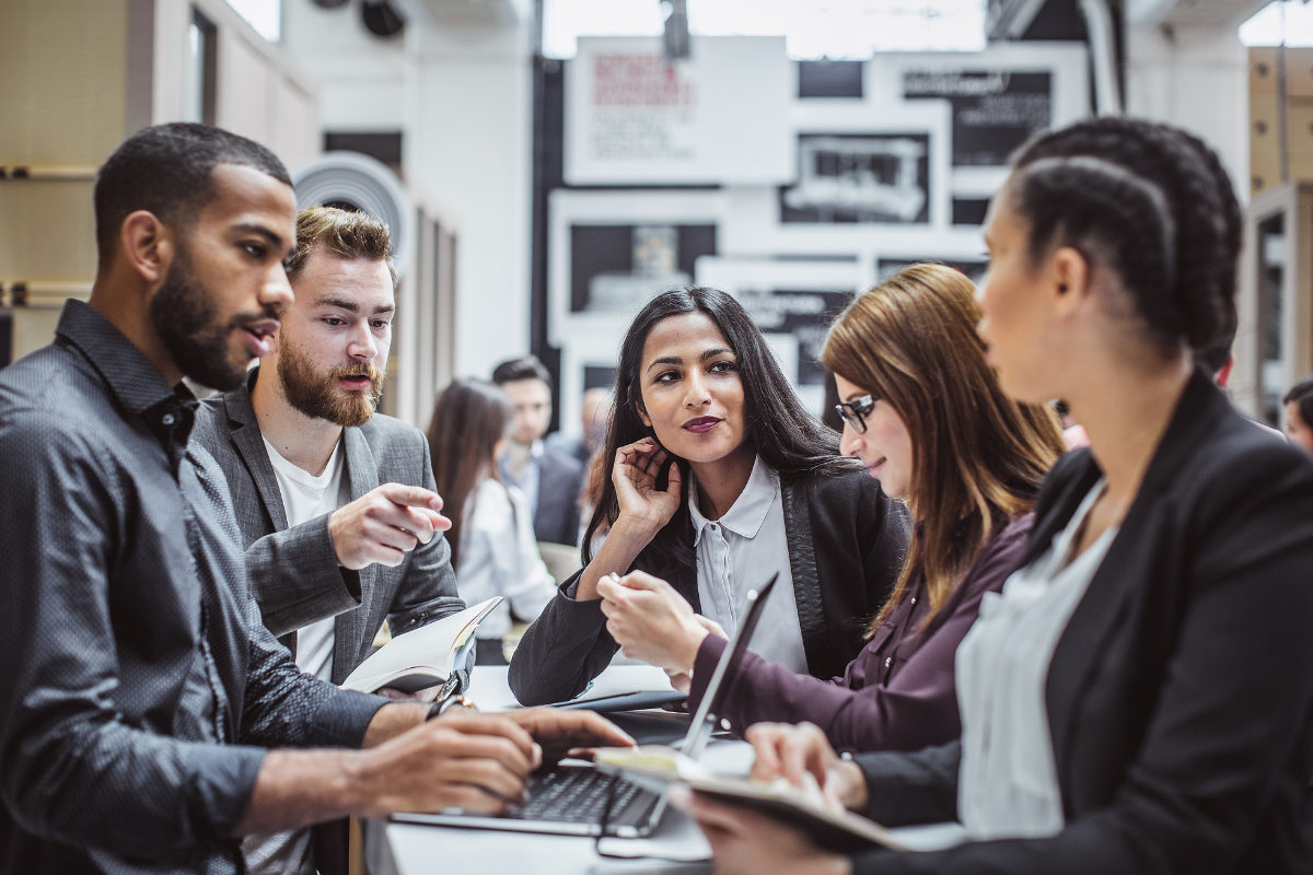 Top 5 Tips to Make Your Corporate Event a Grand Success
